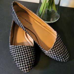 Lucky Brand Ladies Flats Size 8